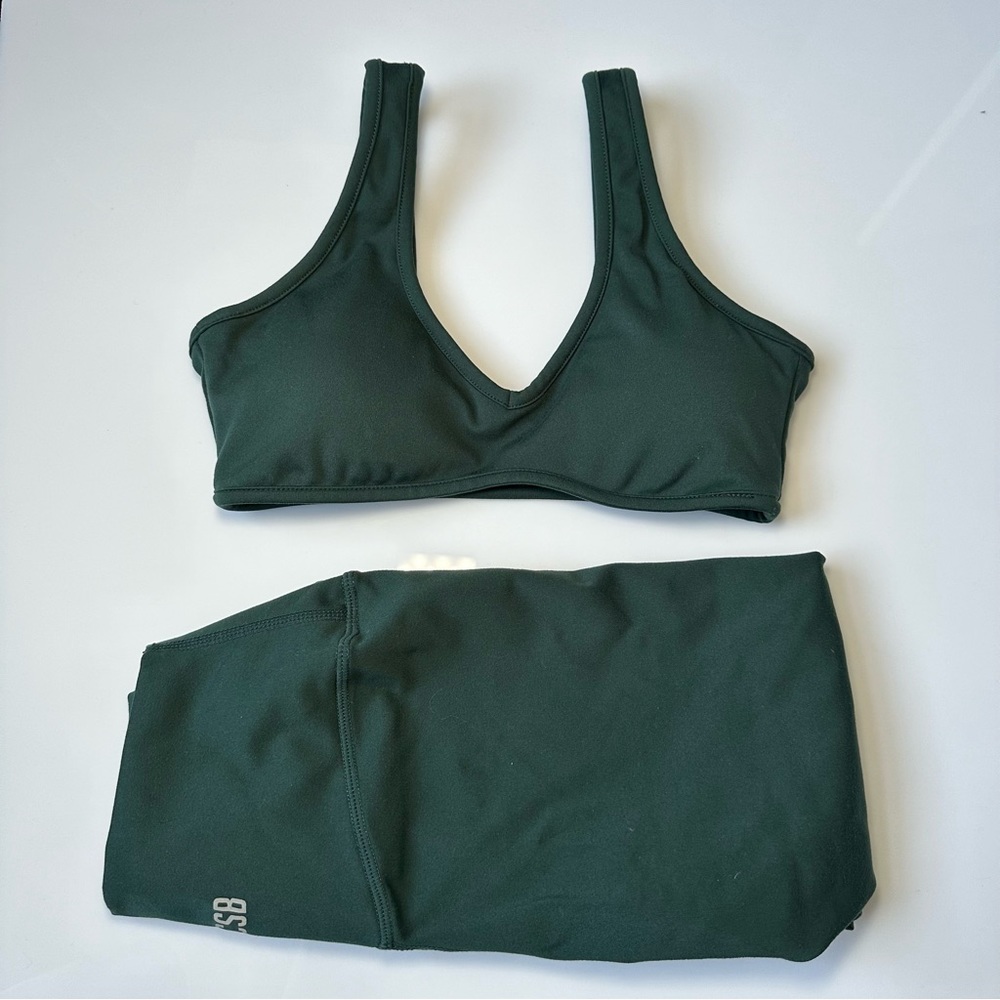 CSB SET - FOREST GREEN SERENITY BRA AND SERENITY LEGGINGS S Bra Top / XS Bottoms